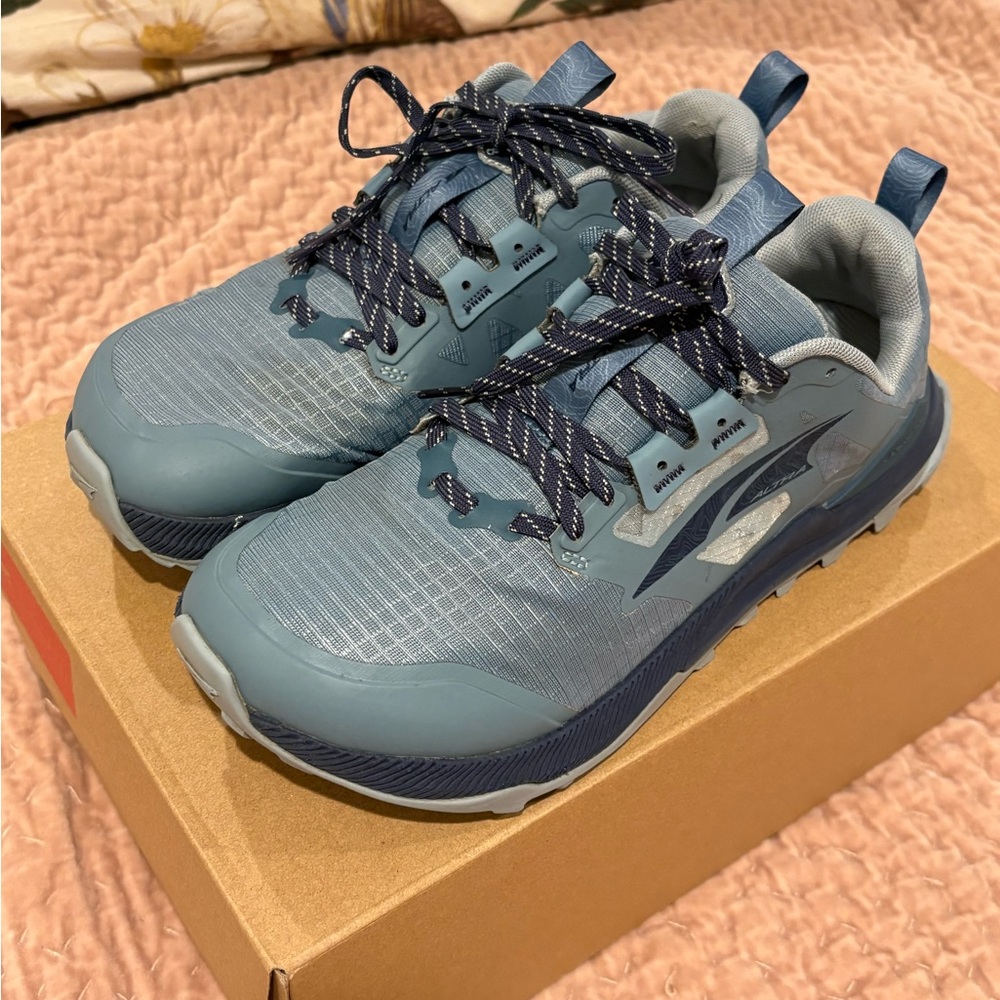 Altra Lone Peak 8 Slate Blue Trail Shoes Size 8.5 Great Condition